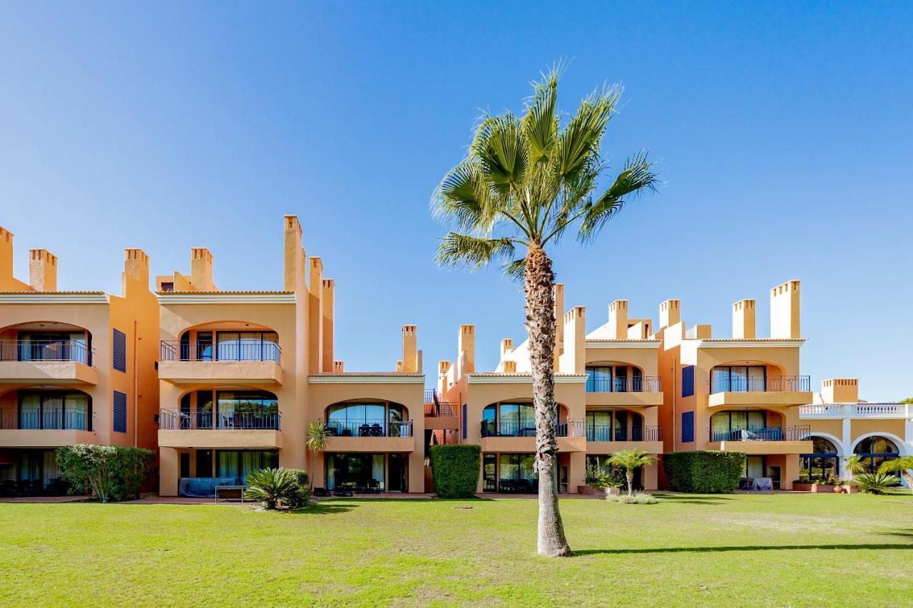 וילהמורה Al - Apartamento Vila Sol F5 E מראה חיצוני תמונה
