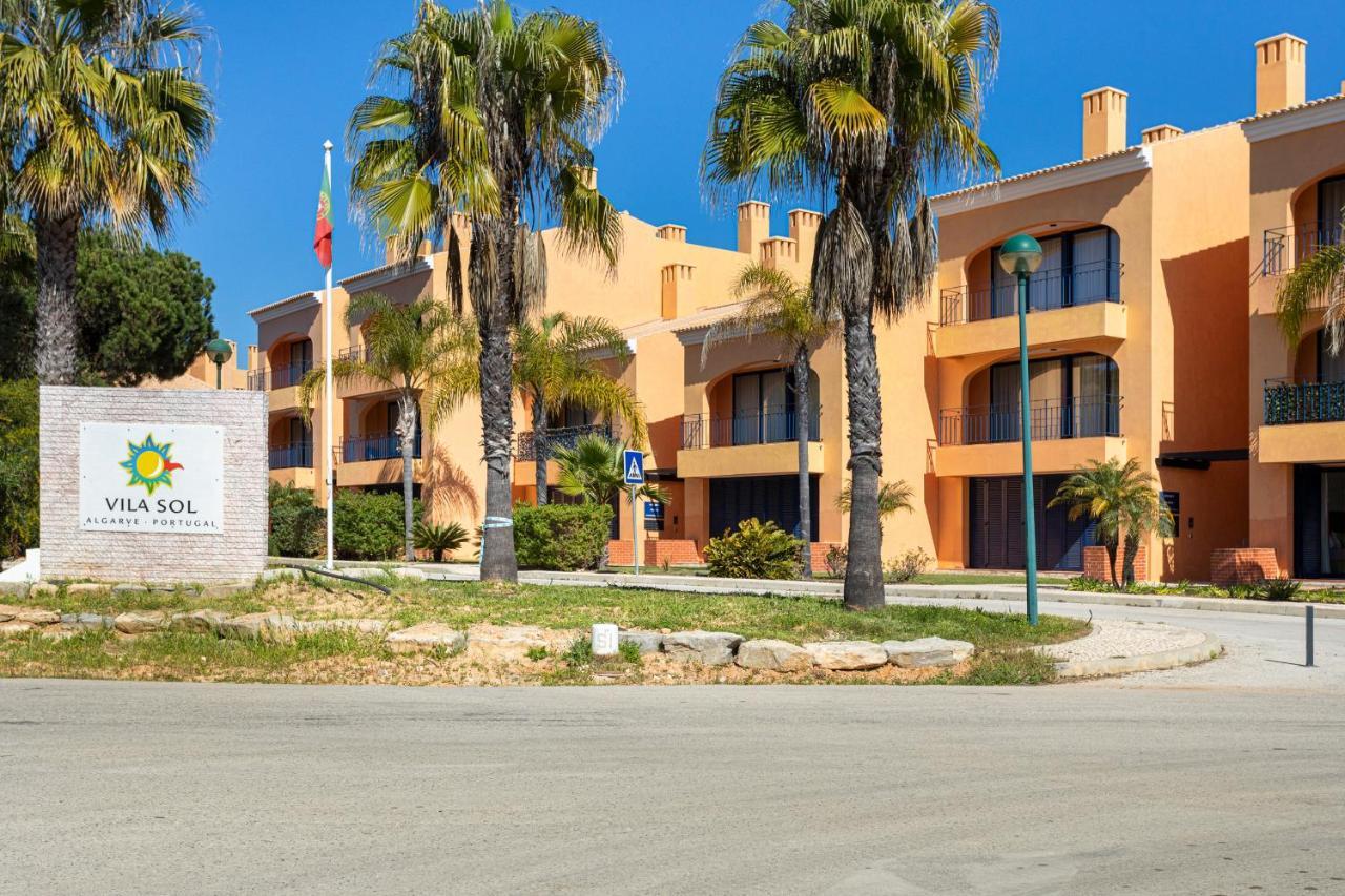 וילהמורה Al - Apartamento Vila Sol F5 E מראה חיצוני תמונה