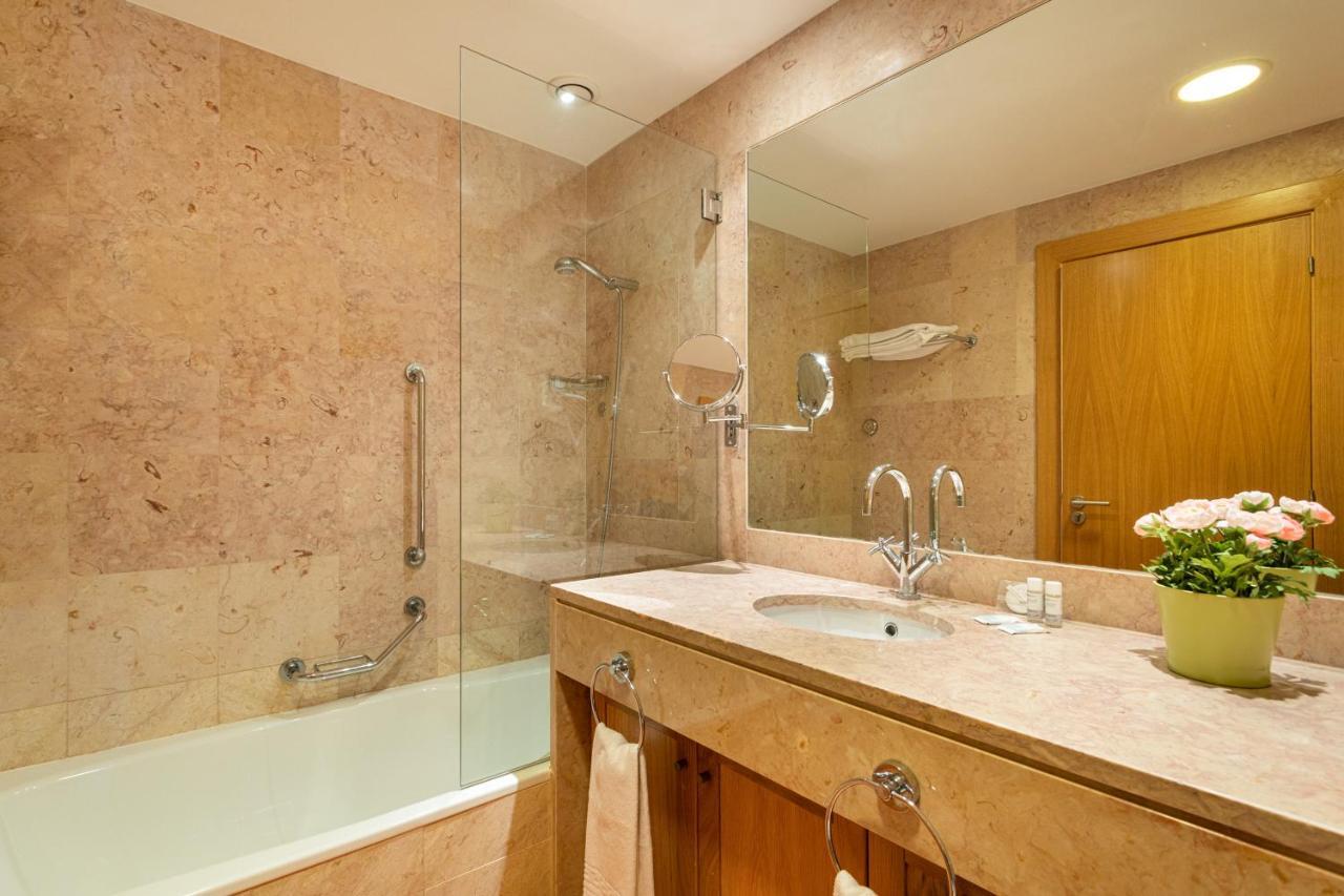 וילהמורה Al - Apartamento Vila Sol F5 E מראה חיצוני תמונה